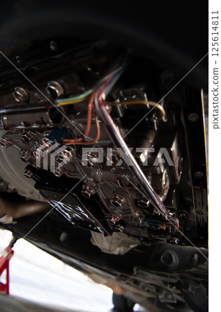 Vertical photo of CVT fluid replacement image 125614811