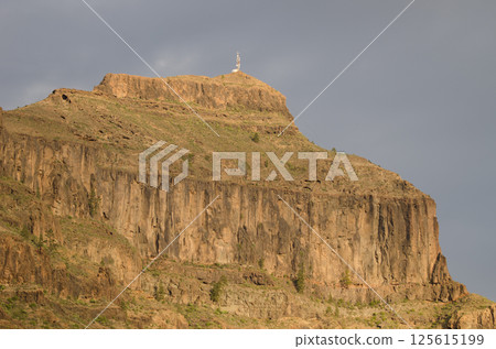 Cliff in the Arguineguin ravine. Cliff in the Arguineguin ravine. 125615199