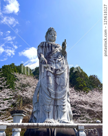 小坂寺豚虎井觀音的石庫 小坂寺豚虎井觀音的石庫 125618127