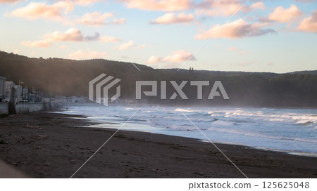 Rough sea and coast Rough sea and coast 125625048