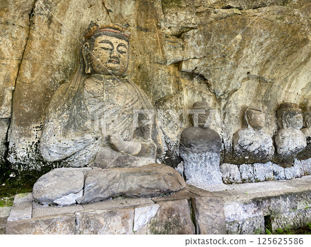 Usuki Stone Buddha Furuzono Stone Buddha Group 125625586