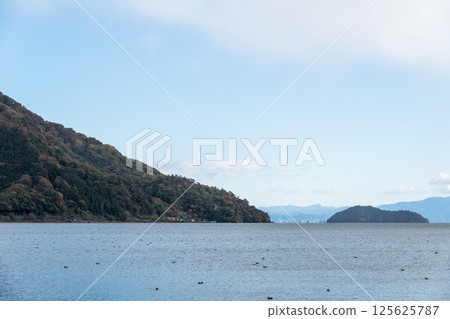 [Chikubushima Island as seen from Oku-Biwako] 125625787