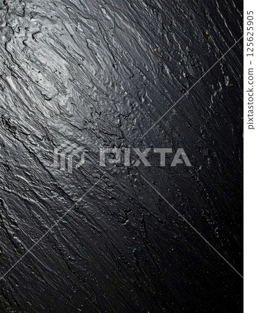 Rough black top 125625905