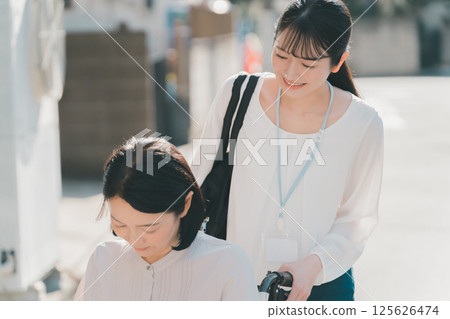 外出支援/幫手陪伴服務 125626474