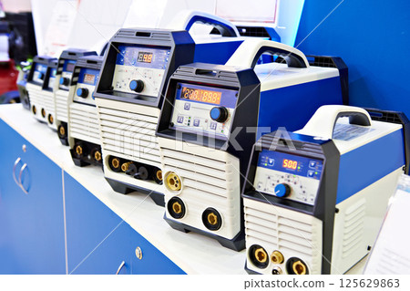 Inverters for welding in store Inverters for welding in store 125629863