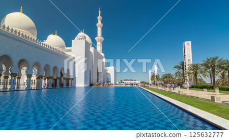 Sheikh Zayed Grand Mosque timelapse hyperlapse in Abu Dhabi, the capital city of United Arab Emirates 125632777