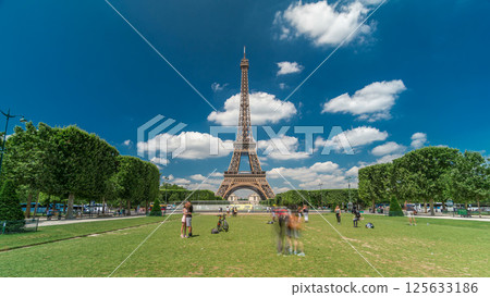 Eiffel Tower on Champs de Mars in Paris timelapse hyperlapse, France 125633186