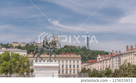 Hyperlapse of Place Bellecour in Lyon, France, the largest pedestrian square in Europe. 125633651