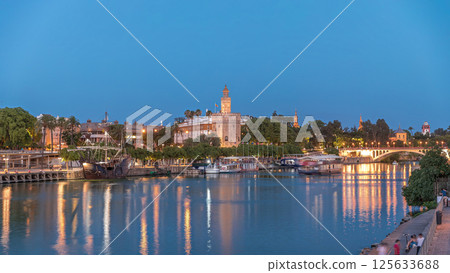 Torre del Oro day to night timelapse on Guadalquivir River in Seville, Spain 125633688