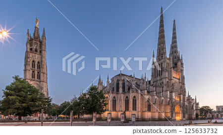 Cathedrale Saint-Andre de Bordeaux day to night timelapse hyperlapse with twin spires. France 125633732
