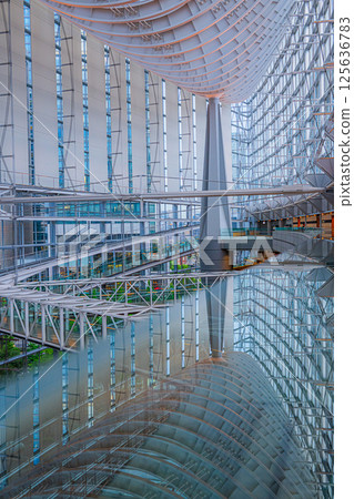 A futuristic view of Tokyo International Forum 125636783