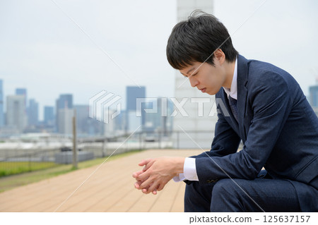 沮喪的商人 沮喪的商人 125637157