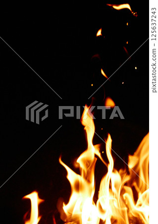 Flickering flame (single flame) 1 Flickering flame (single flame) 1 125637243