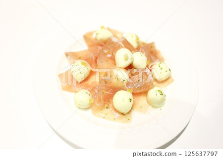 [食物] 馬蘇里拉起司菜餚、混合火腿 125637797