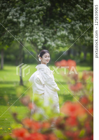 花園婚禮新娘 125639065
