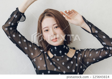 Hairstyle images for young women 125643814