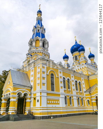 Saint Nicholas church cathedral with blue onion dome Brest Belarus. 125644117