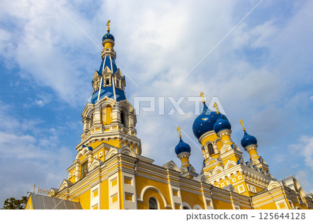Saint Nicholas church cathedral with blue onion dome Brest Belarus. 125644128