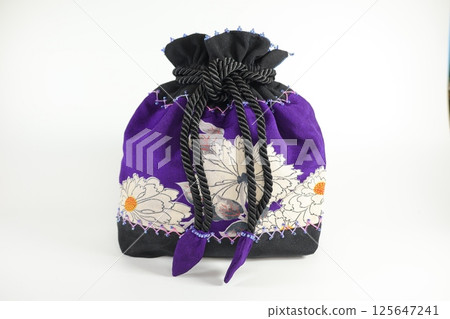 Antique kimono fabric beaded drawstring bag Antique kimono fabric beaded drawstring bag 125647241