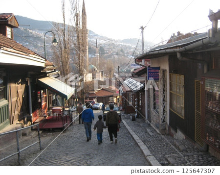 An everyday scene in Sarajevo, the capital of Bosnia and Herzegovina 125647307