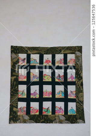 A tapestry of Hyakunin Isshu poems made using transfer printing A tapestry of Hyakunin Isshu poems made using transfer printing 125647536