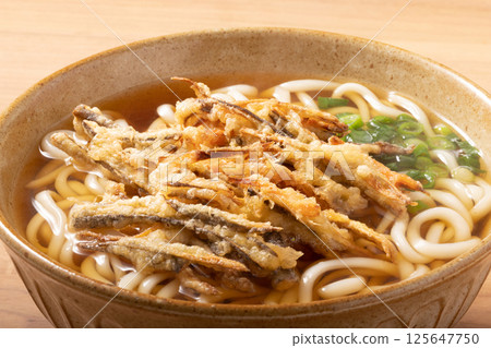 Burdock Tempura Udon 125647750
