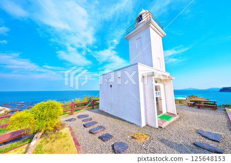 春天的大須崎燈塔 125648153
