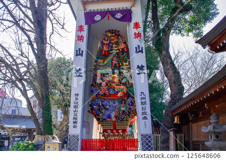 Kushida Shrine 125648606