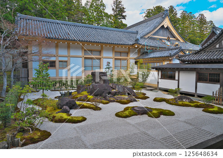 Zuiganji Temple in Spring 125648634