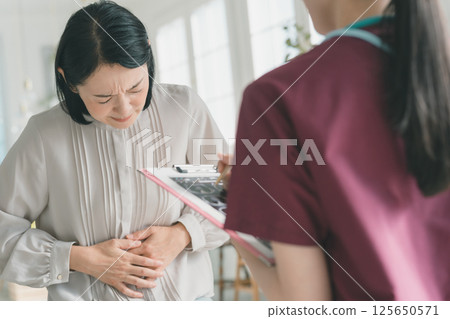 50多歲的女性患者 125650571