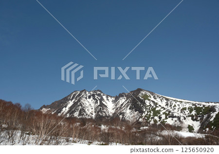 四月那須山登山道的風景 125650920