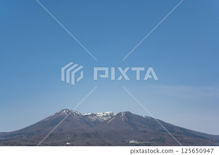 Scenery of the Nasu mountain range seen from the base in April Scenery of the Nasu mountain range seen from the base in April 125650947