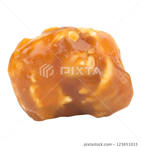 Caramel Popcorn isolated on white background 125651033