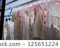Children's wear 125651224