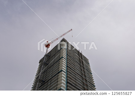 高層公寓大樓施工現場 高層公寓大樓施工現場 125655827