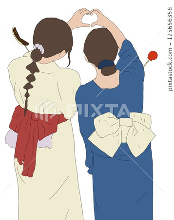 兩個穿著浴衣的女孩的背影 兩個穿著浴衣的女孩的背影 125656358