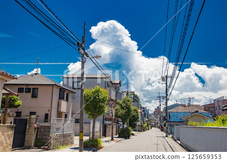 夏天接近雲 夏天接近雲 125659353
