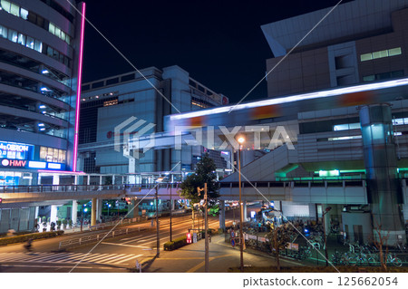 穿過立川北的多摩都市單軌電車 穿過立川北的多摩都市單軌電車 125662054