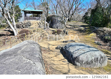 大月城是大月鬆平氏的山城，被指定為國家歷史遺址 125662161