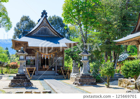 初夏的嵐山滝神社，大分縣九重郡 125669701