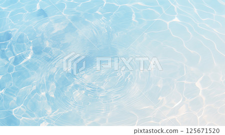 雲和水面的圖像 125671520