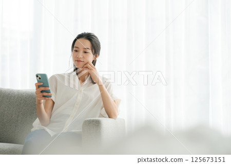 Female, person, woman Female, person, woman 125673151