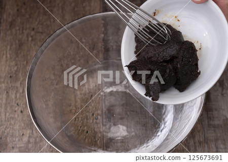 肉味噌的製作過程 肉味噌烏龍麵的製作過程 125673691