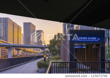 Nakanoshima buildings bathed in the morning glow (near Watanabebashi Station) Nakanoshima buildings bathed in the morning glow (near Watanabebashi Station) 125673798