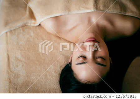 Image of beauty treatment 125673915