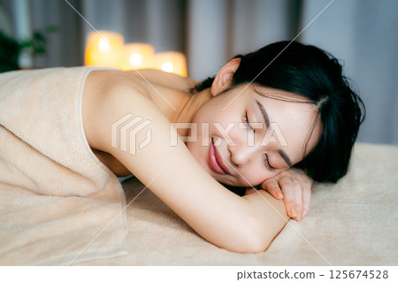 Image of beauty treatment 125674528