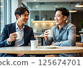 下班後在辦公室喝杯咖啡 125674701