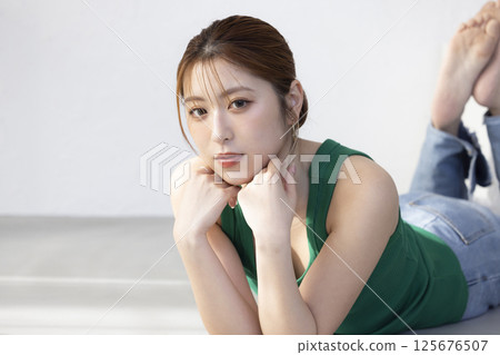 可愛女人美麗形象 125676507