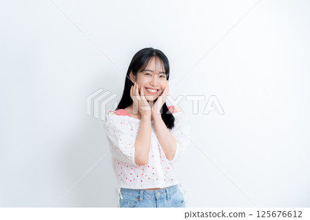 年輕女子的美麗形象 125676612