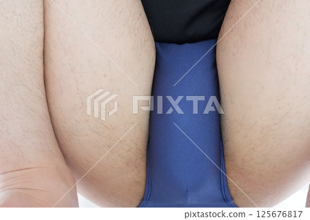 男人腿和大腿 男人腿和大腿 125676817
